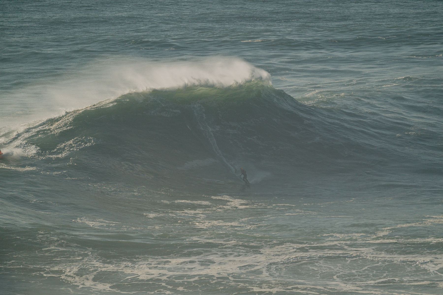 Big wave surfing at Nazaré