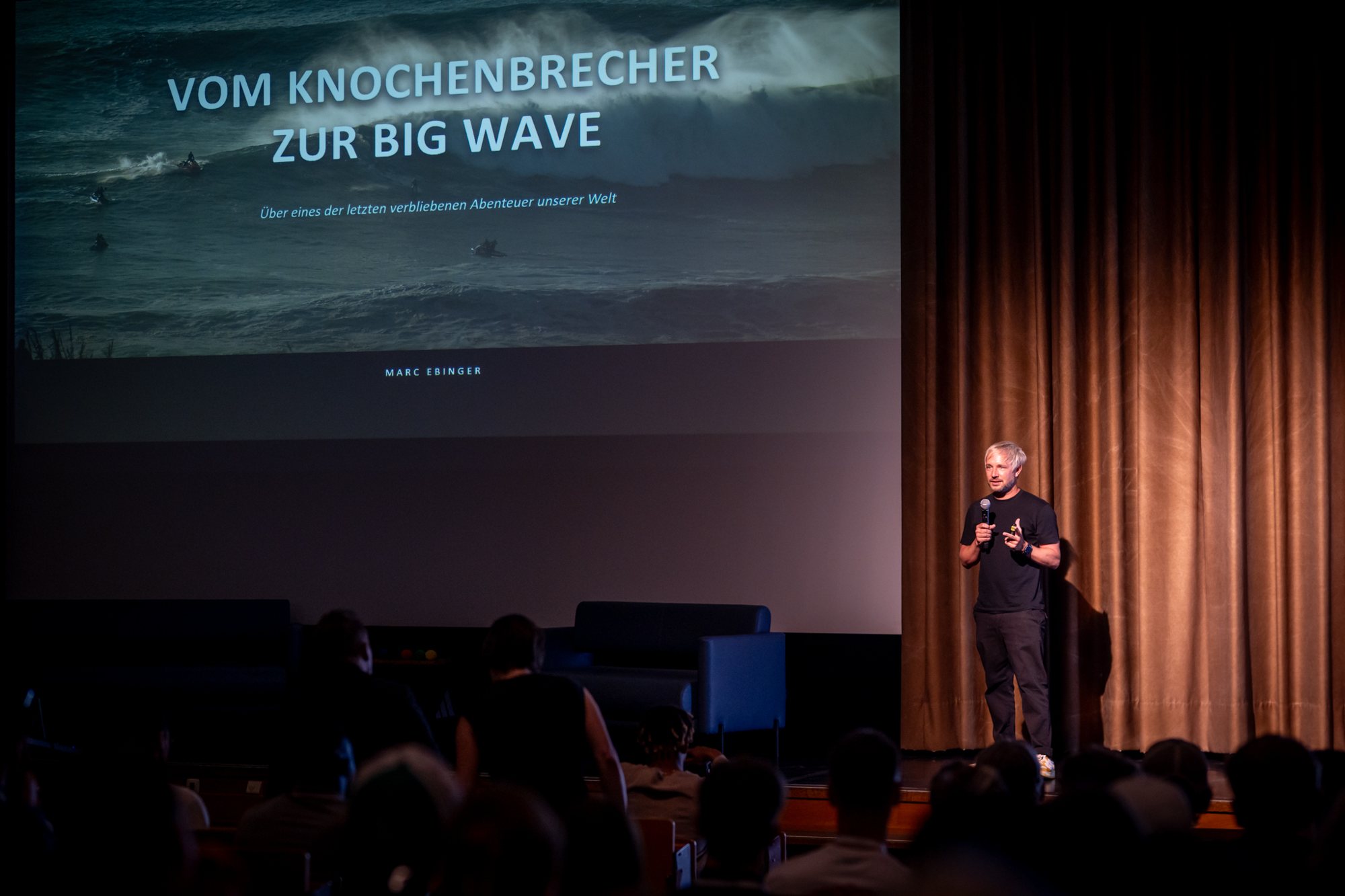 Keynote-Bühne, Titelbild sichtbar